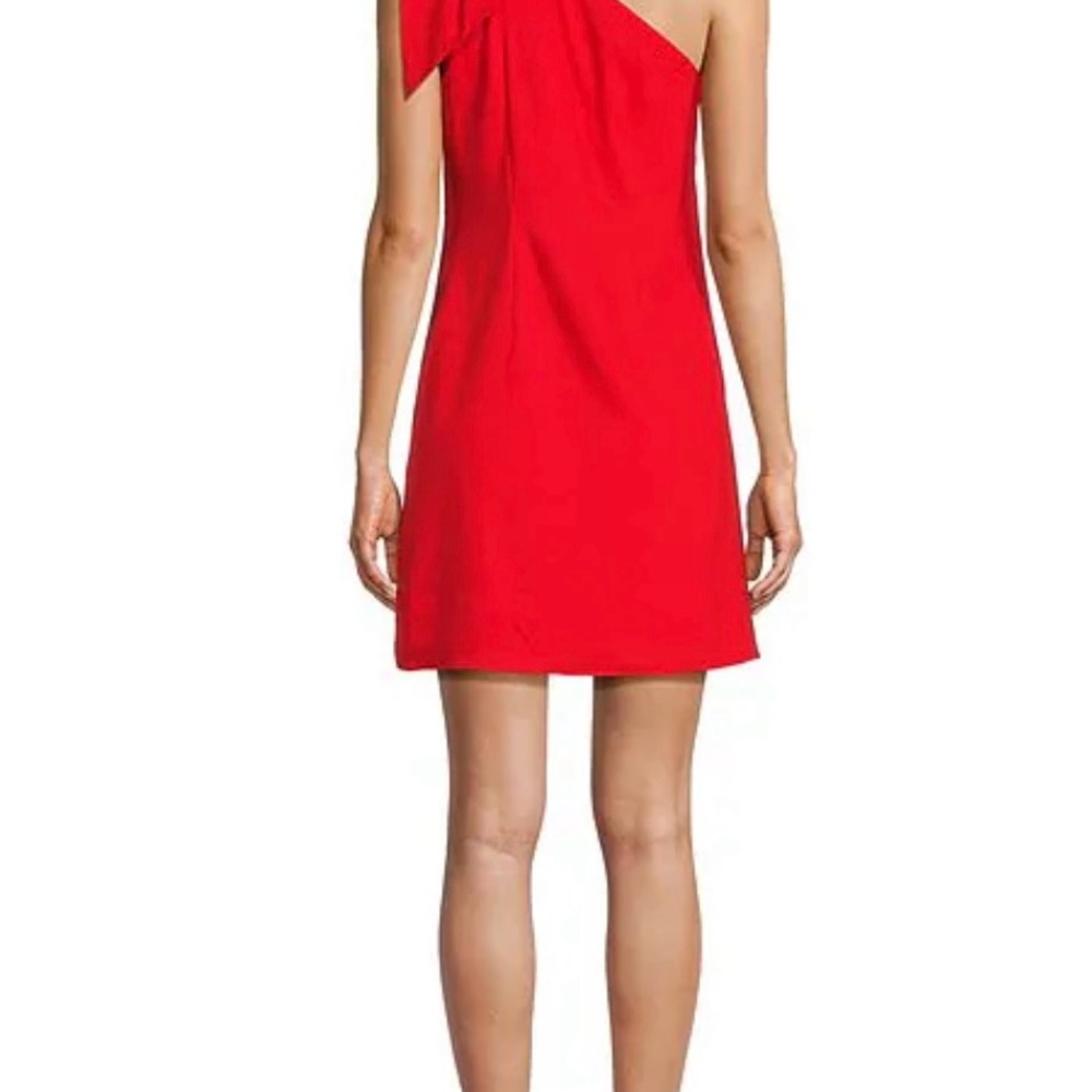 Antonio Melani
Charlie Linen Blend One Shoulder Shift Dress